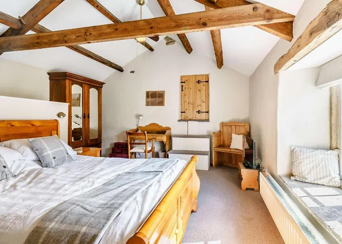 5 Bed In Richmond Oc-81457