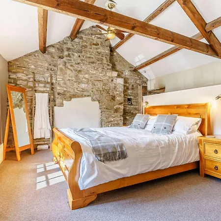 5 Bed In Reeth 81457 *